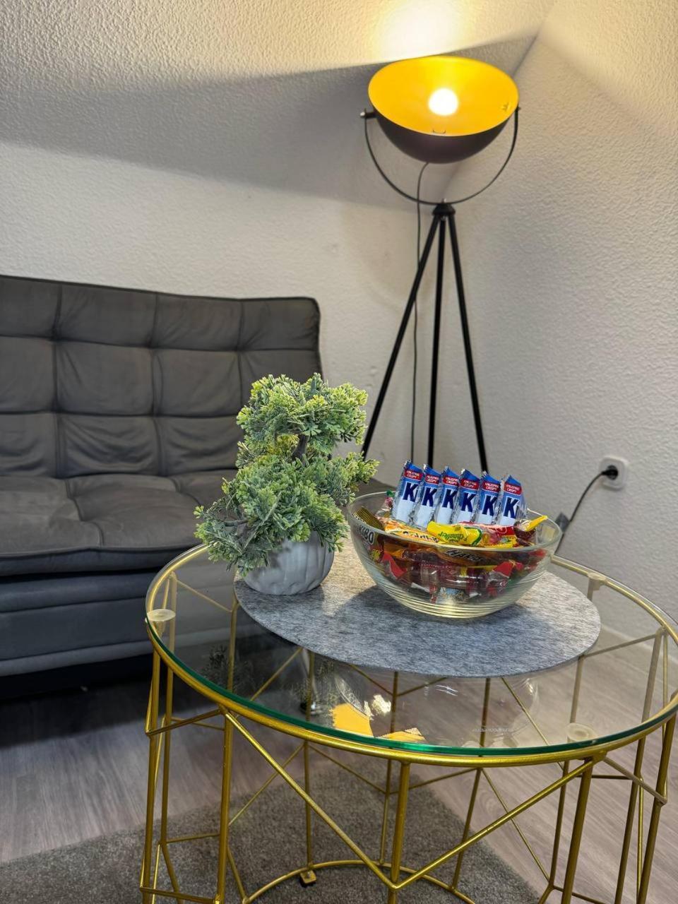 Ama Home Apartment In Hiddenhausen - Wlan, Smart-Tv - Nahe A30 & A2 - Nur 10 Min Von Herford 외부 사진